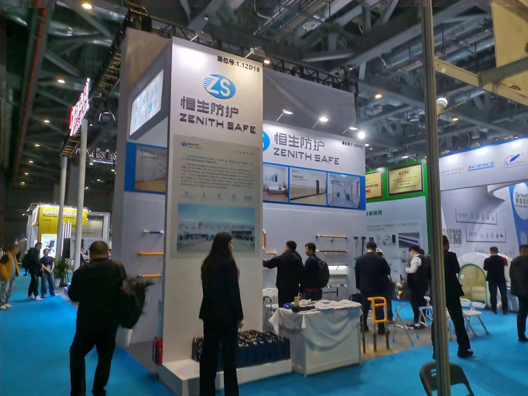 武漢展位搭建商如何助力企業(yè)提升展會(huì)形象？(圖1)