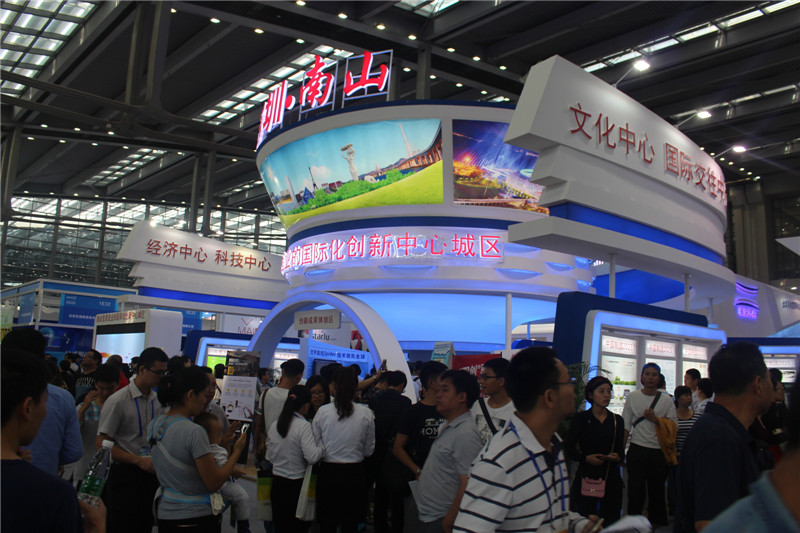 上海展會搭建商如何確保展會搭建的專業(yè)性和創(chuàng)新性？(圖1)