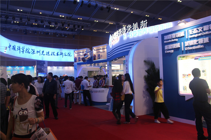 上海展臺設(shè)計公司如何打造吸引眼球的展臺？(圖1)